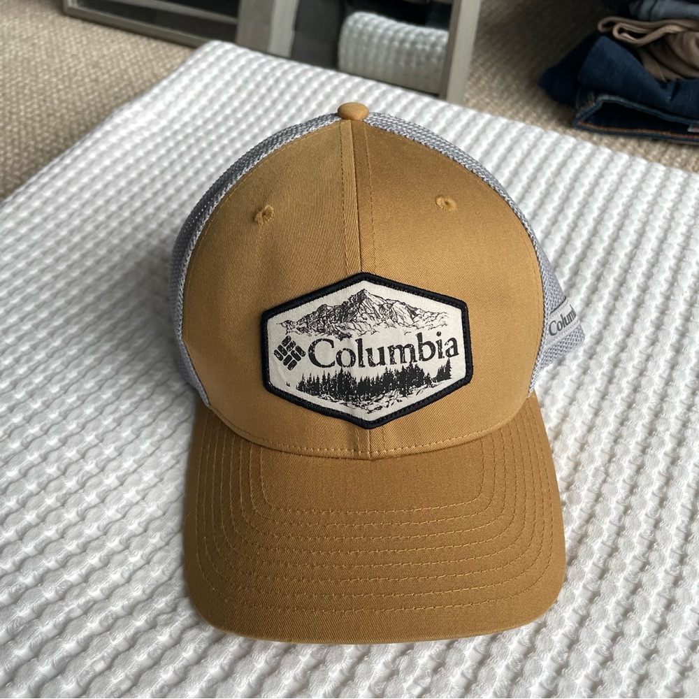 Columbia Baseball Cap Hat 🧢